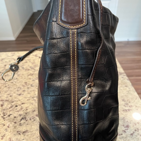 Dooney & Bourke Denison Logo Lock Shoulder Bag - Picture 12 of 15